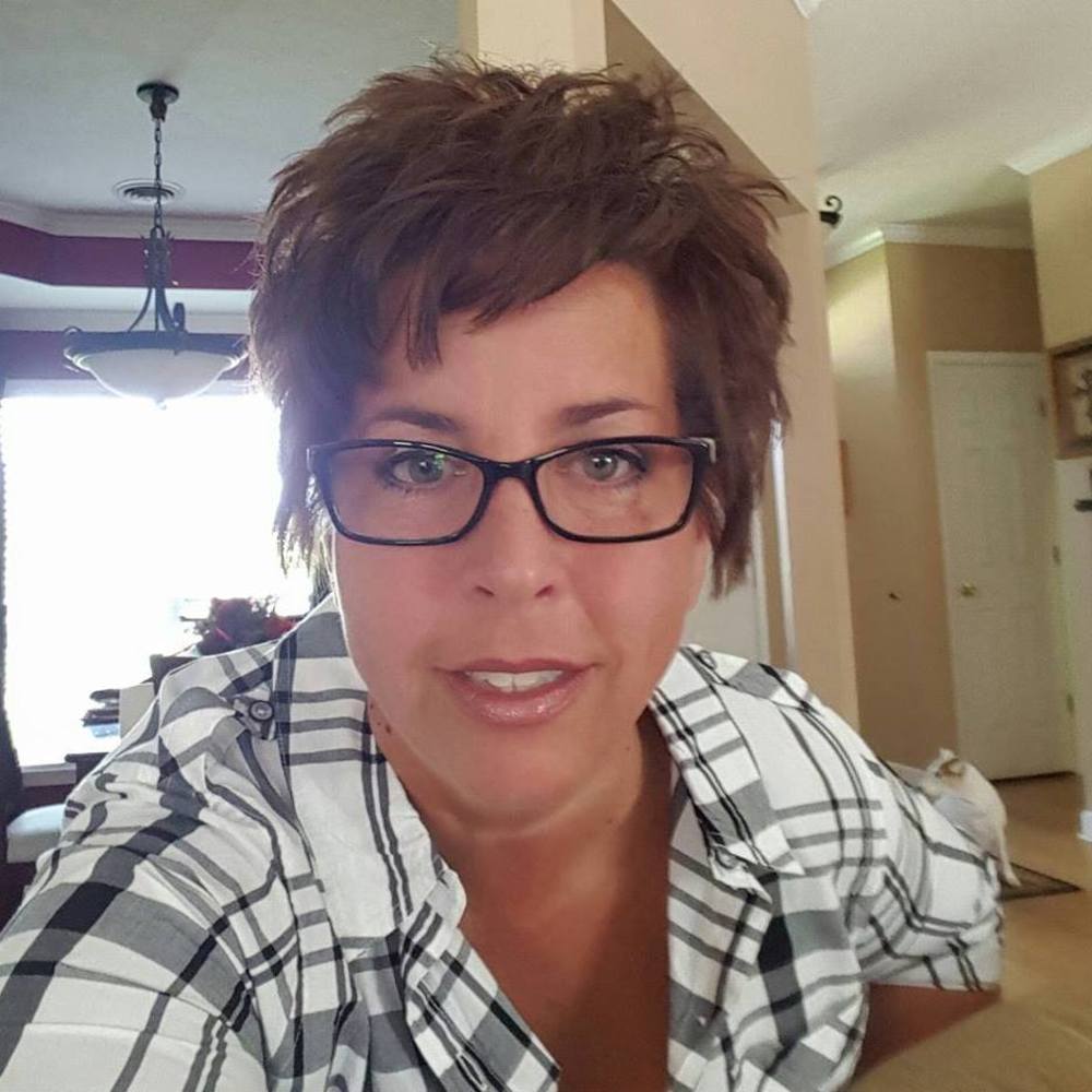 Meet your Posher, Jennifer